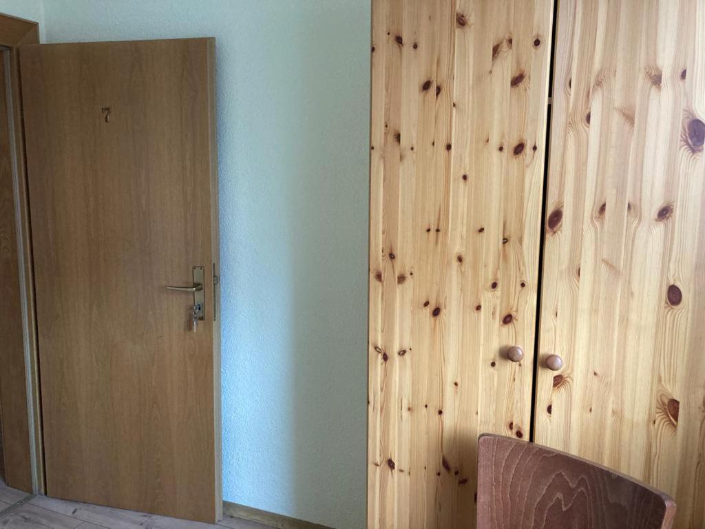 Monteurunterkunft Oberhausen-Rheinhausen Dış mekan fotoğraf